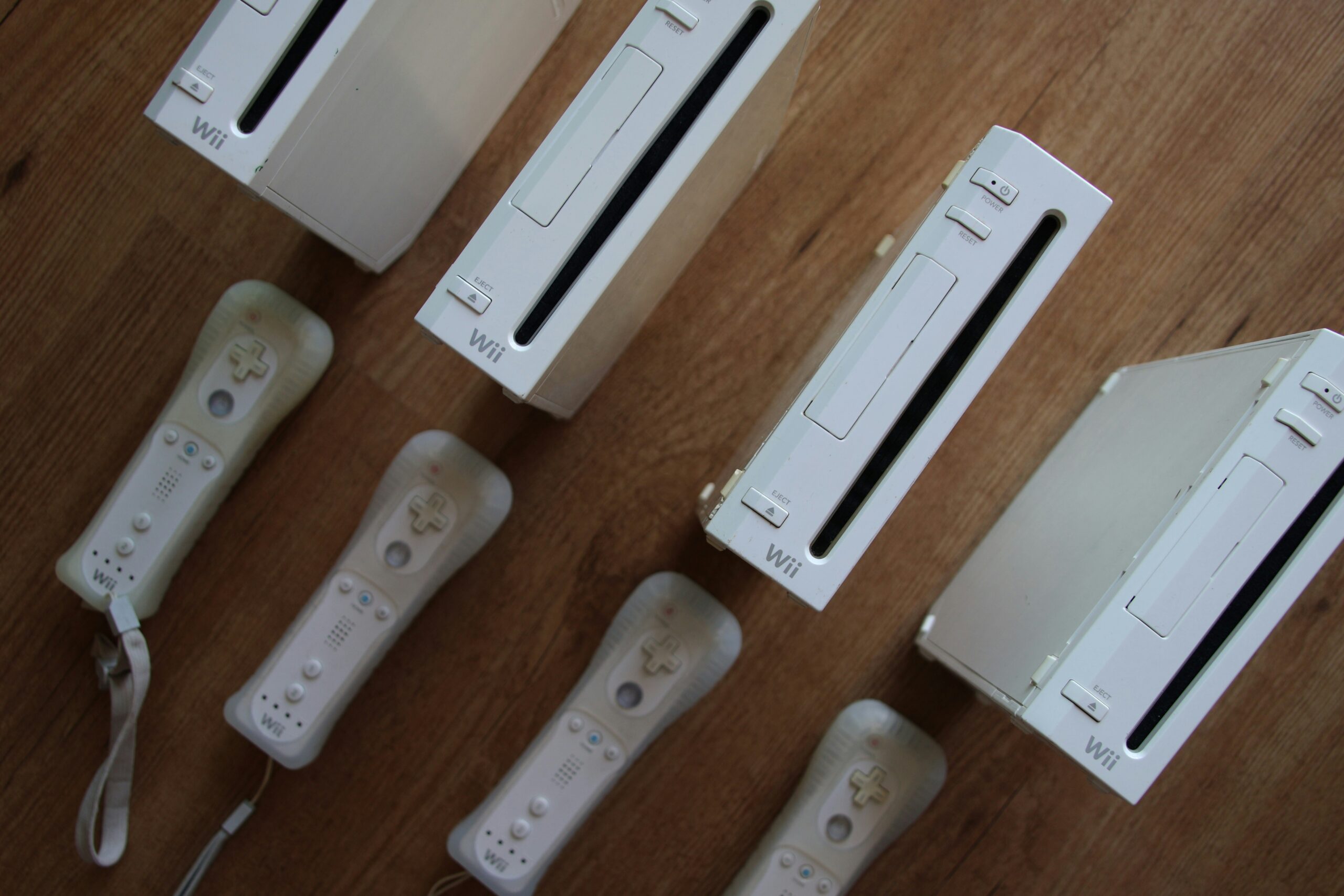 9. Nintendo Wii Gaming Console