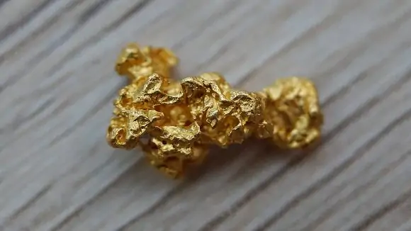how to pan for gold