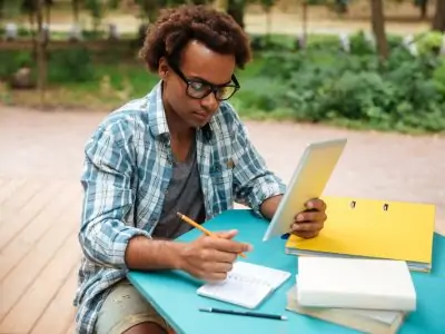 Student Loan Repayments: 3 Strategies to Set Yourself Up for Success